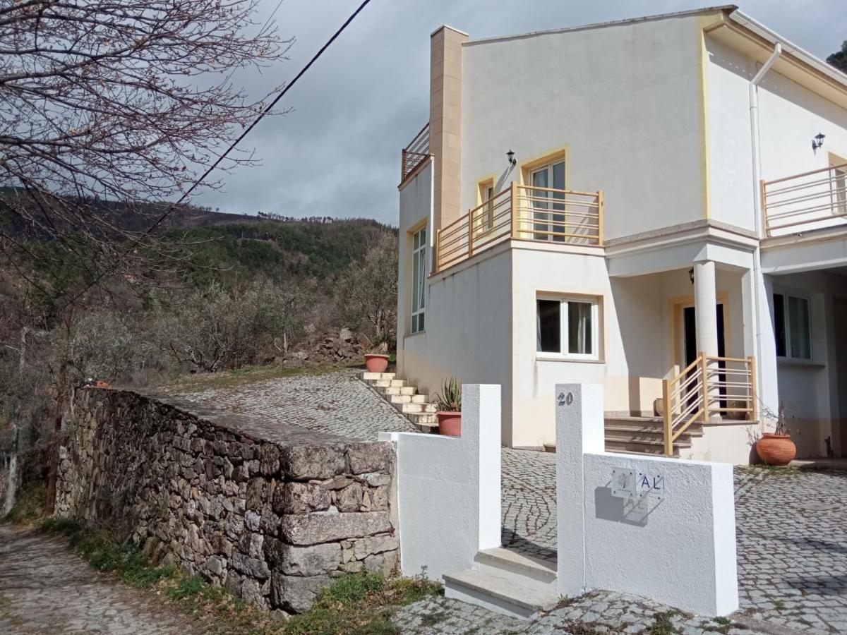 Casa Das Oliveiras - Мантейгас Экстерьер фото